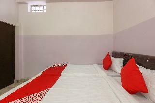 Hotel Raj Banjara White House