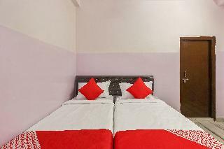 Hotel Raj Banjara White House