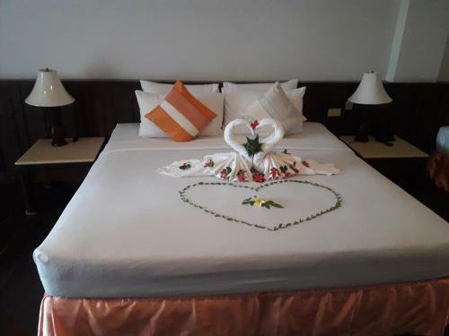 Samui Island Beach Resort & Hotel
