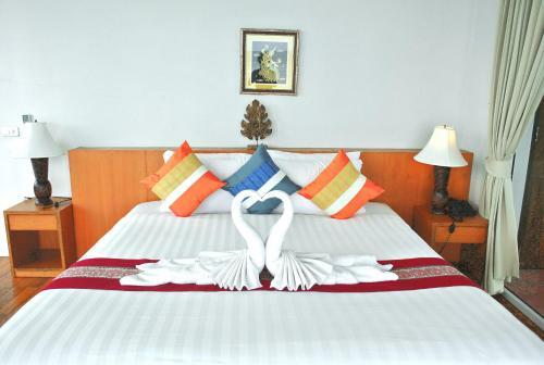 Samui Island Beach Resort & Hotel