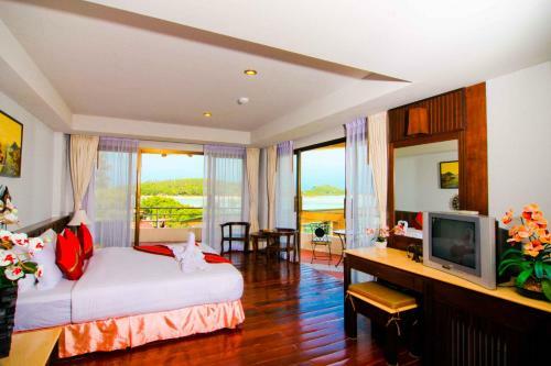 Samui Island Beach Resort & Hotel