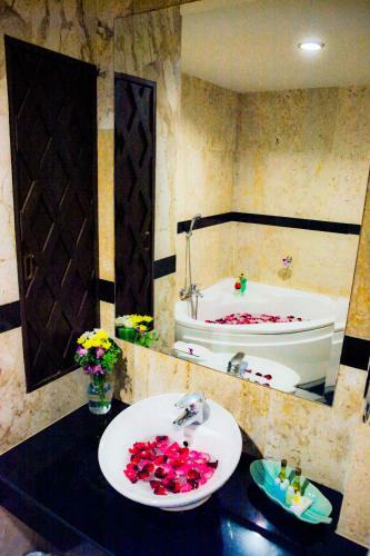 Samui Island Beach Resort & Hotel