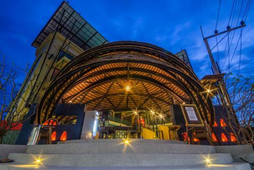Hotel Bhundhari Chaweng Beach Resort Koh Samui