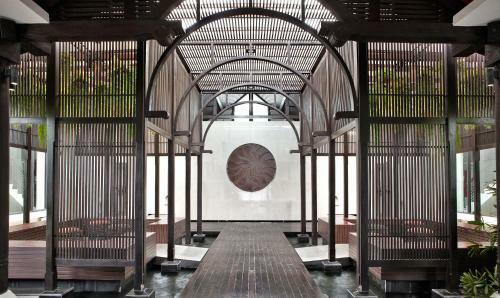 Hotel Sareeraya Villas & Suites