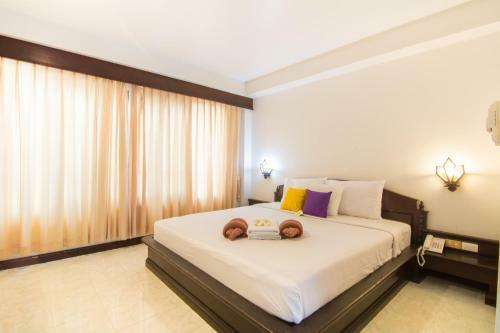Samui First House Hotel