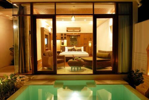 Hotel Montien House