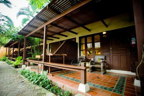 Hotel Montien House