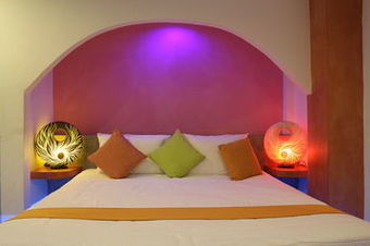 Pandora Lifestyle Hotel