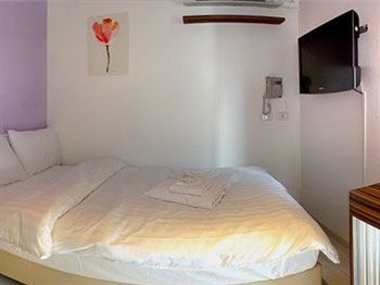 Nantra Ekamai Hotel