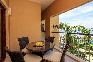 Apartamentos El Faro Residences