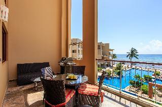 Apartamentos El Faro Residences