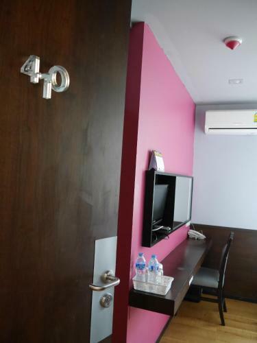 Hotel At One Service
