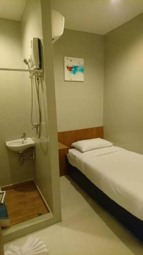 Hotel At One Service