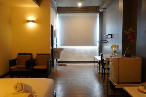Hostal River View Guest House