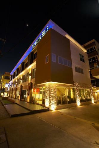 Hotel The Green Bells