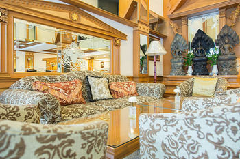 Hotel Golden House