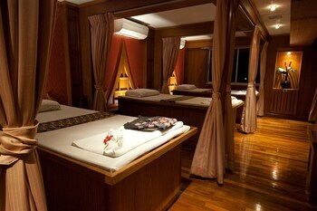 Hotel Golden House