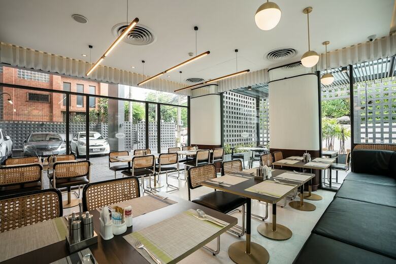 Hotel At Mind Executive Suites