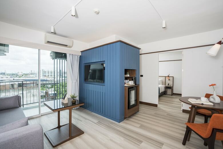 Hotel At Mind Executive Suites