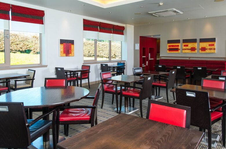 Hotel Holiday Inn Express Dartford Bridge