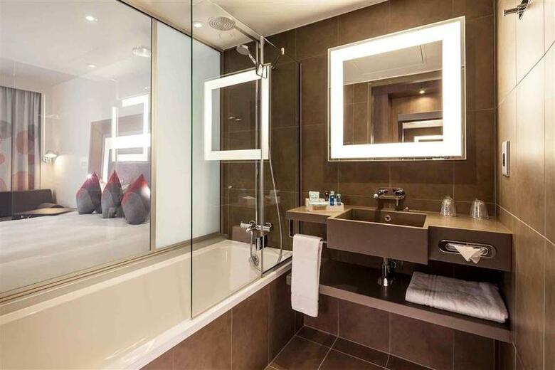 Hotel Novotel London City South
