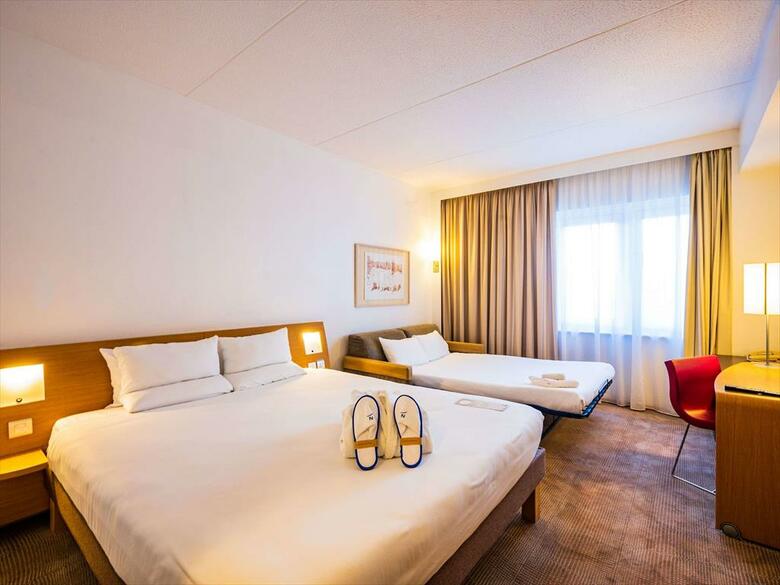 Hotel Novotel London West