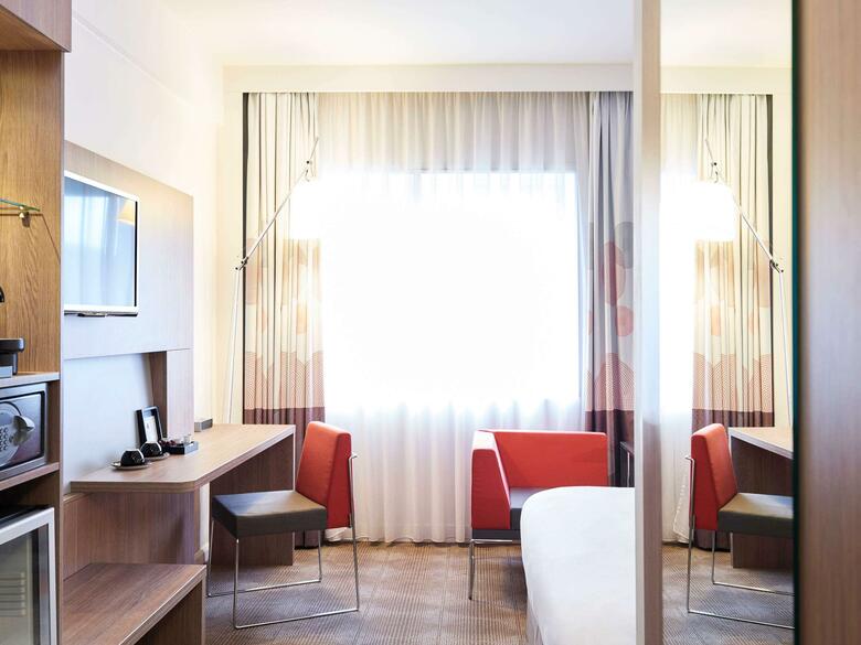 Hotel Novotel London West