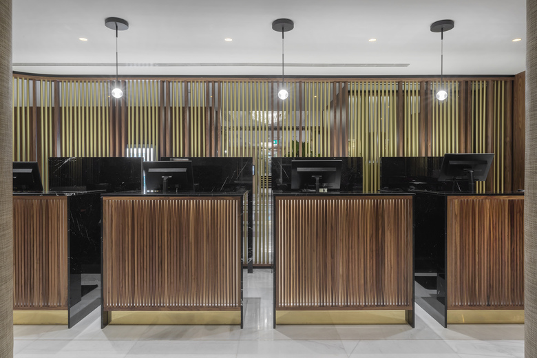 Melia White House Hotel