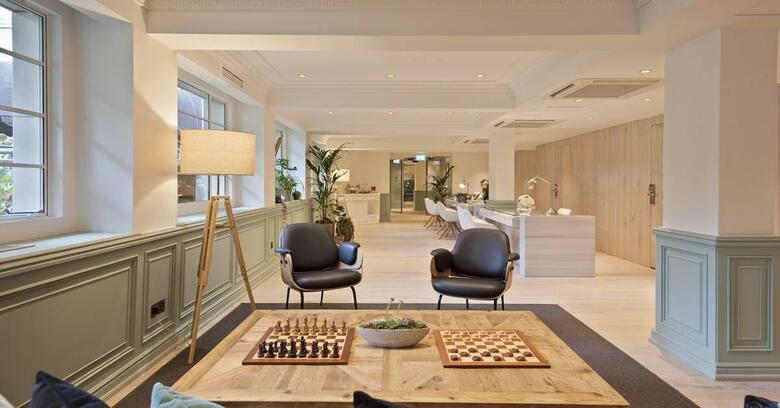 Melia White House Hotel