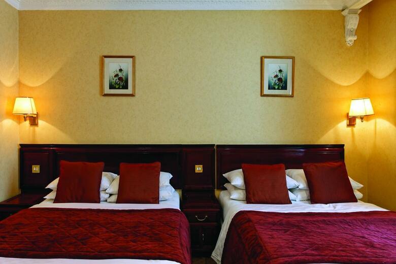 Rochester Hotel By Blue Orchid
