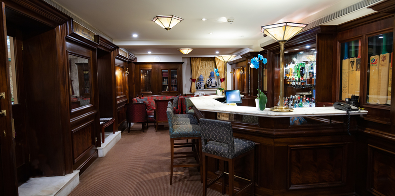 Rochester Hotel By Blue Orchid