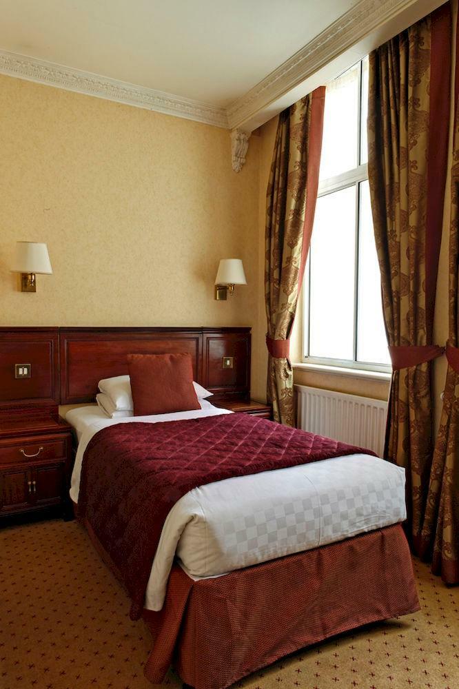 Rochester Hotel By Blue Orchid