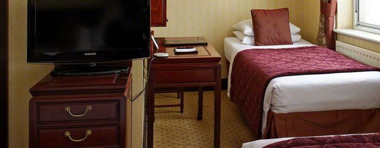 Rochester Hotel By Blue Orchid