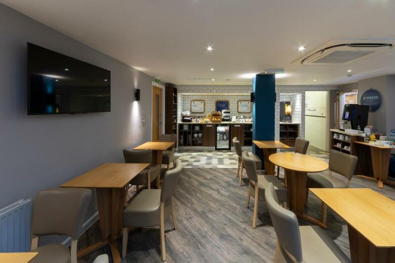 Hotel Holiday Inn Express London Victoria