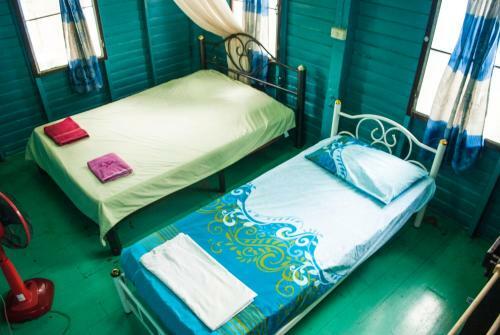 Hostal Phiman Riverview Guesthouse