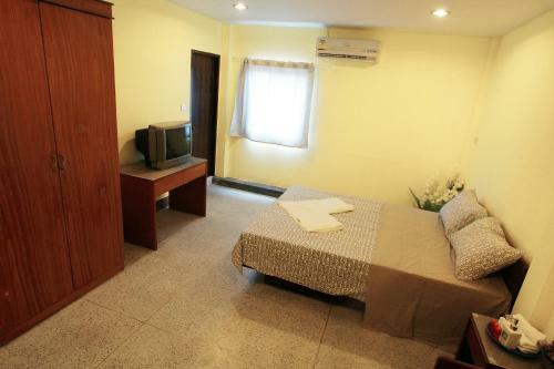 Sri Krungthep Hotel