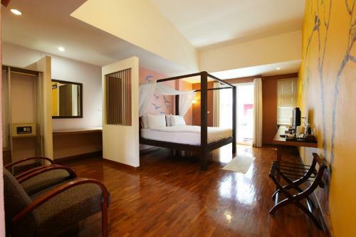Serene Bangkok Bed And Breakfast