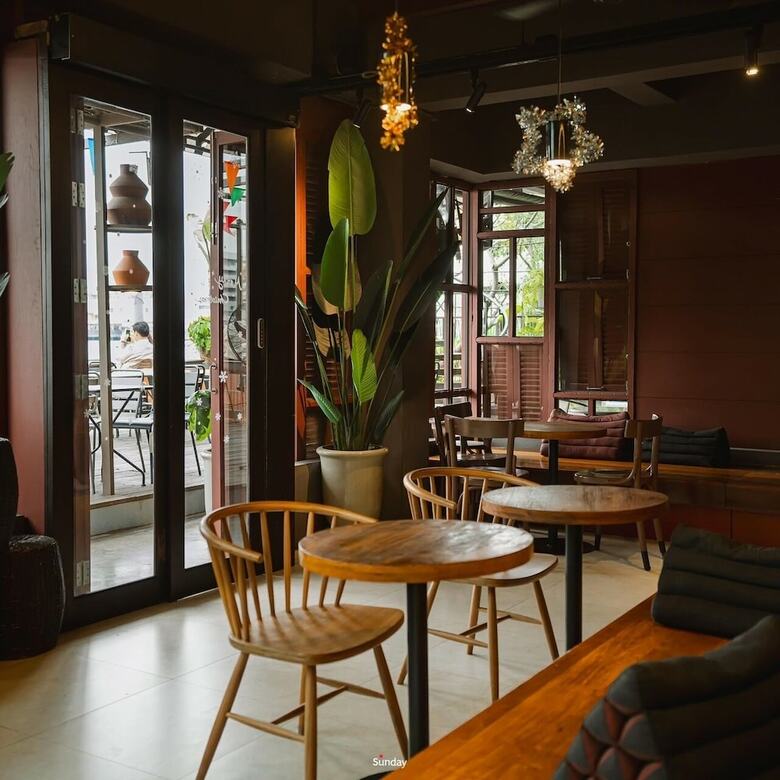 Hotel Baan Wanglang Riverside, Bangkok