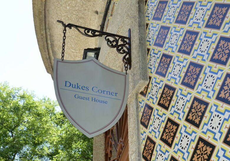 Bed & Breakfast Dukes Corner Guest House