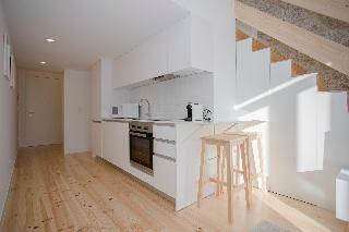Terrace & Sunny Apartment