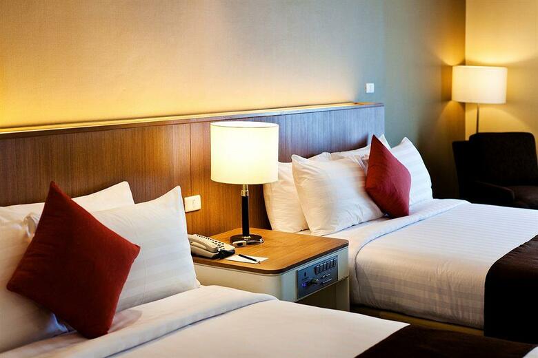 Hotel Royal Princess Larn Luang