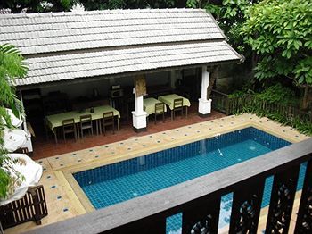 Hotel The Royal Shilton Resort