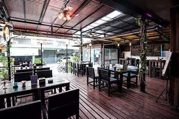 Basic Line Hotel @ Loikroh