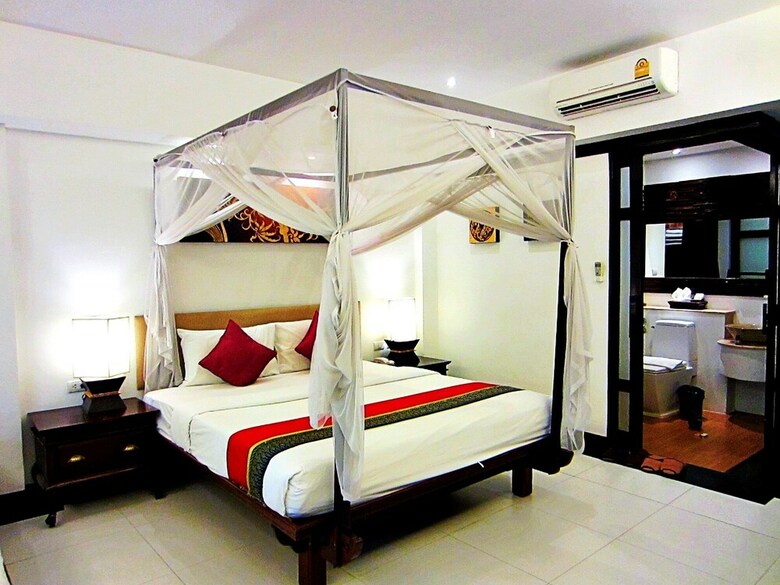 Hotel Yantarasri Resort