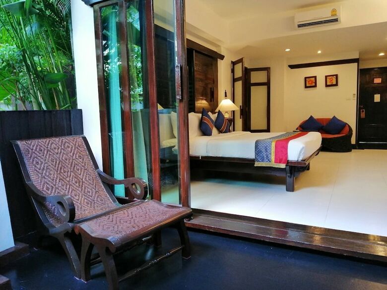 Hotel Yantarasri Resort