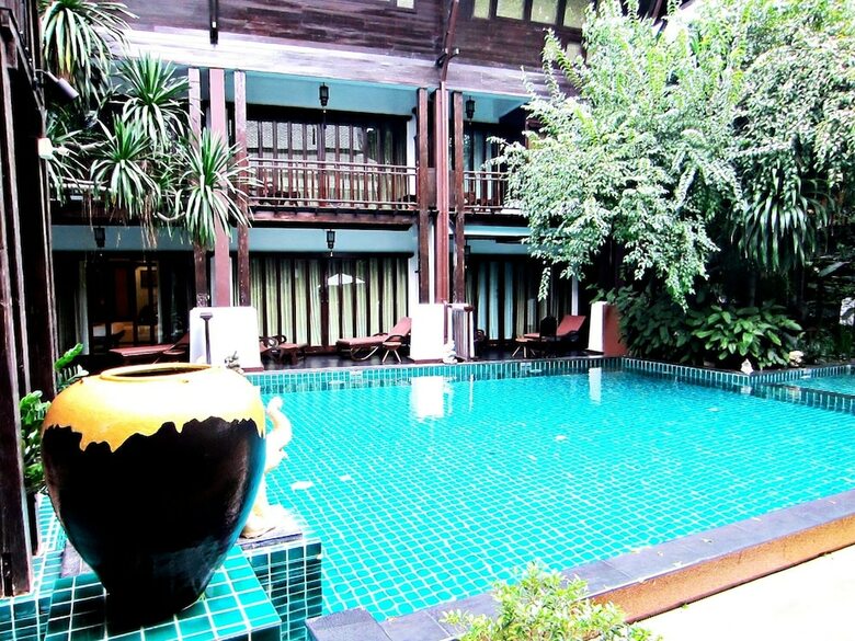 Hotel Yantarasri Resort