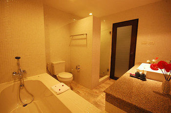 Aparthotel Sakorn Residence And Hotel