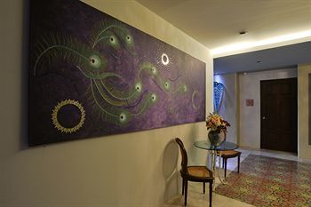 Hotel At Pingnakorn Huaykaew