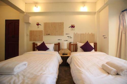 Early Bird Bed & Breakfast