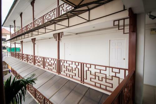 Hostal Inn Kham Apartment
